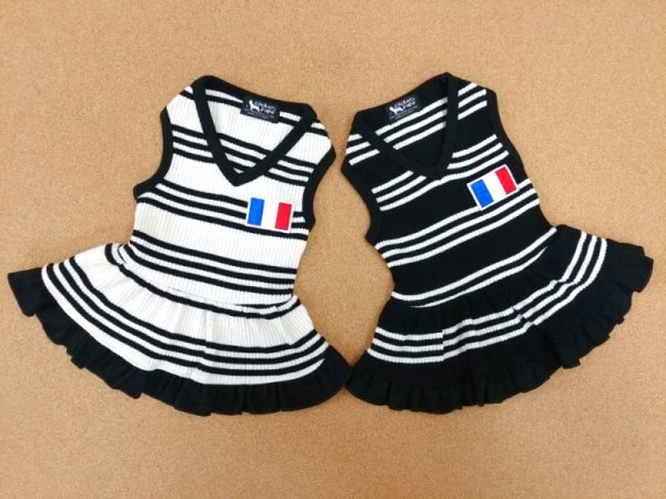 画像2: 犬服 おしゃれ  S M L XL 小型犬 中型犬 春夏秋冬 シンプル Vネック ボーダー ワンピース doggystar ドッギースター  即日出荷出来ます (2)